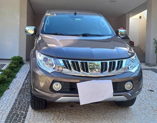 MITSUBISHI L200 TRITON 2.4 16V TURBO DIESEL SPORT HPE TOP CD 4P 4X4 AUTOMÁTICO MITSUBISHI L200 TRITON 2.4 16V TURBO DIESEL SPORT HPE TOP CD 4P 4X4 AUTOMÁTICO